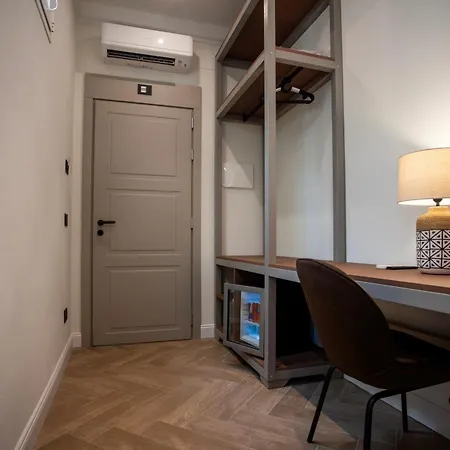 Πανσιόν Boemi Smart