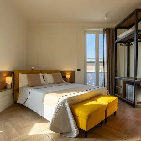 Πανσιόν Boemi Smart 4*